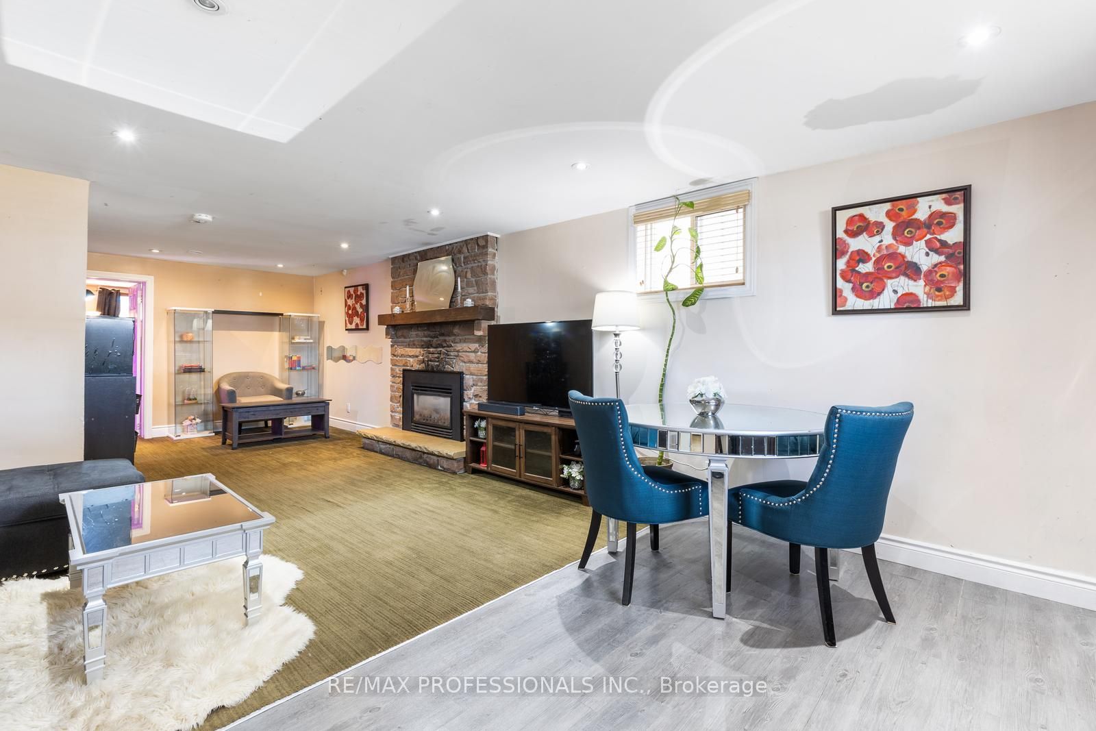 104 Commonwealth Ave