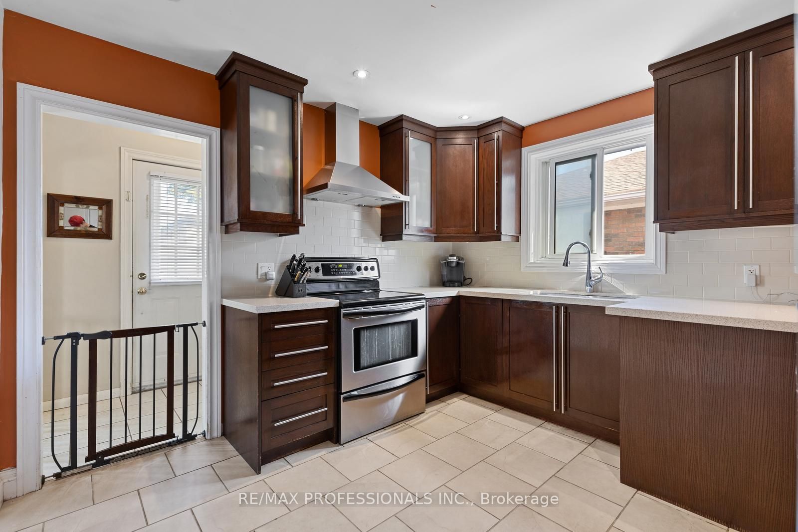 104 Commonwealth Ave