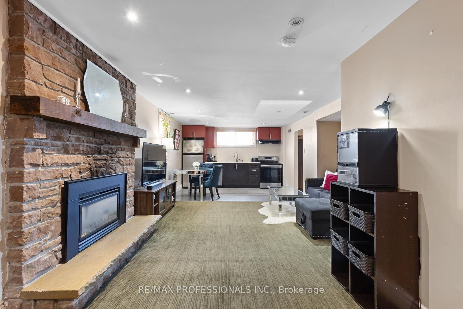 104 Commonwealth Ave