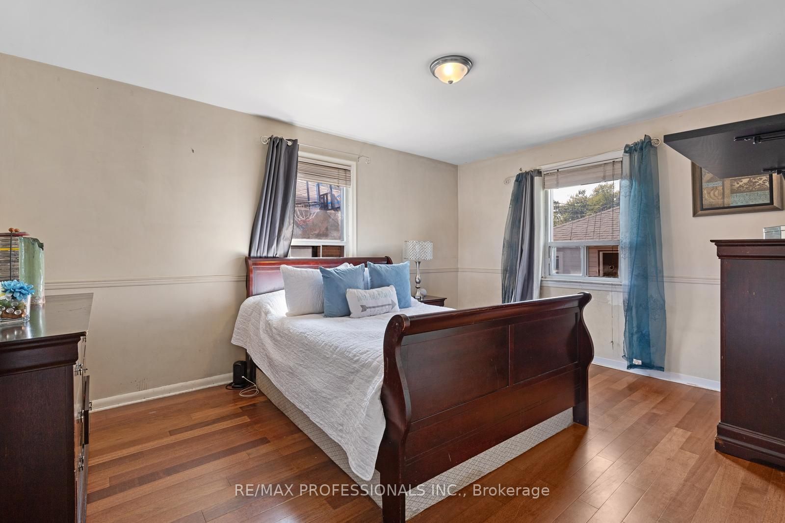 104 Commonwealth Ave