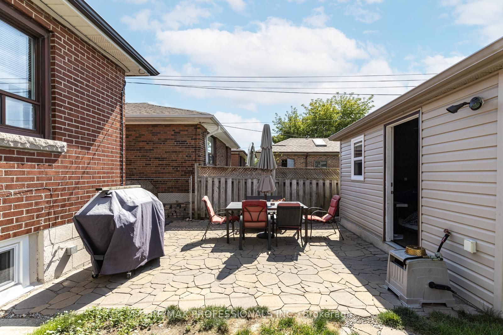 104 Commonwealth Ave