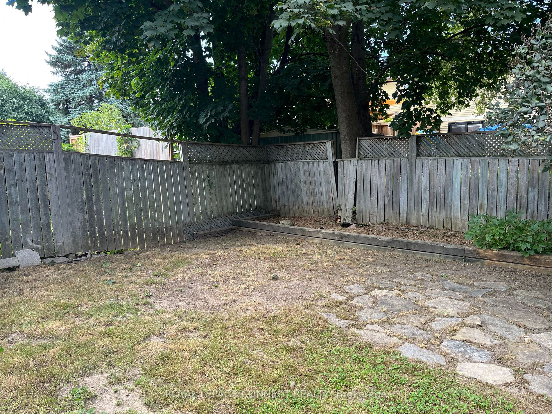 782 Gentry Crescent