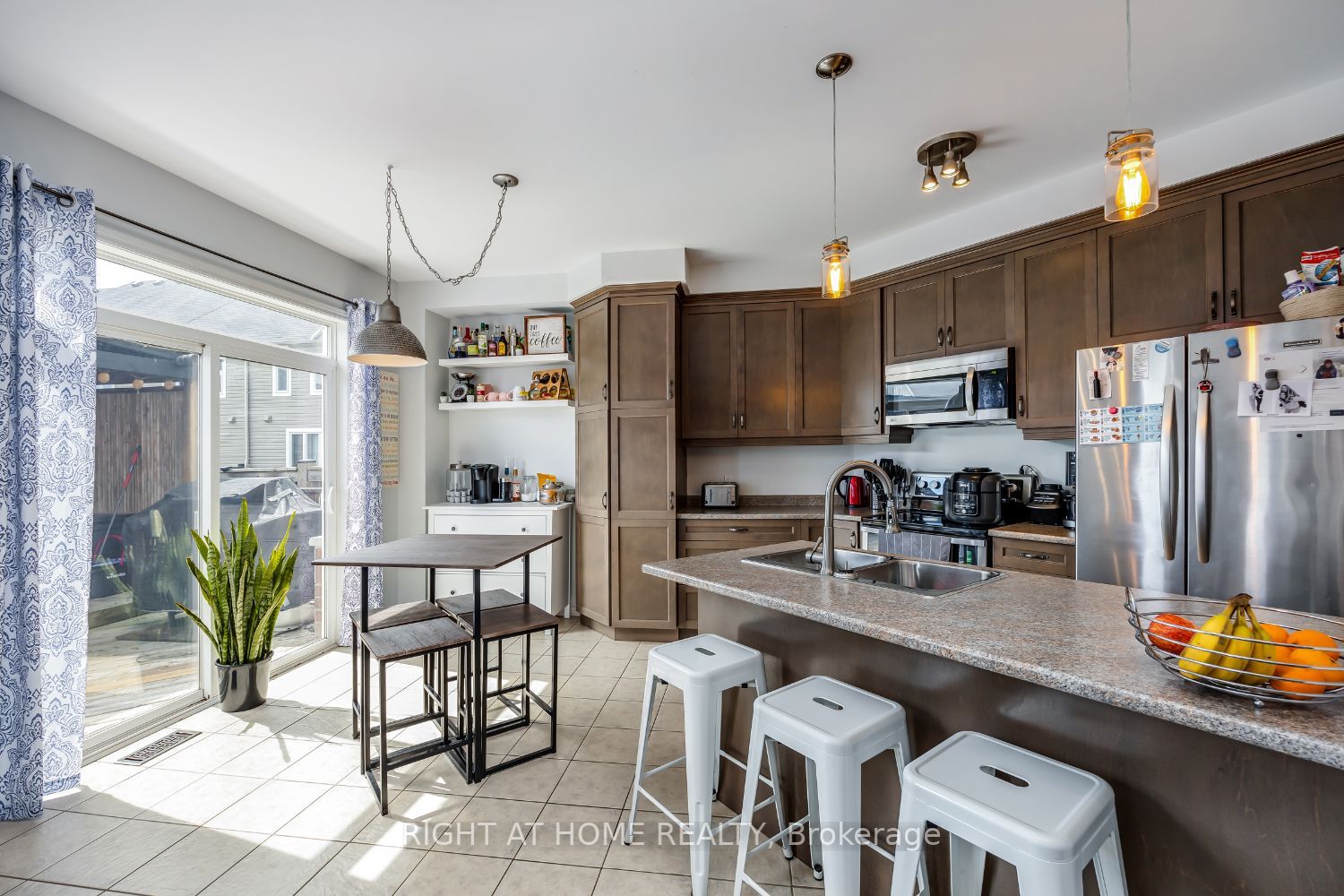 83 Harvey Jones Ave
