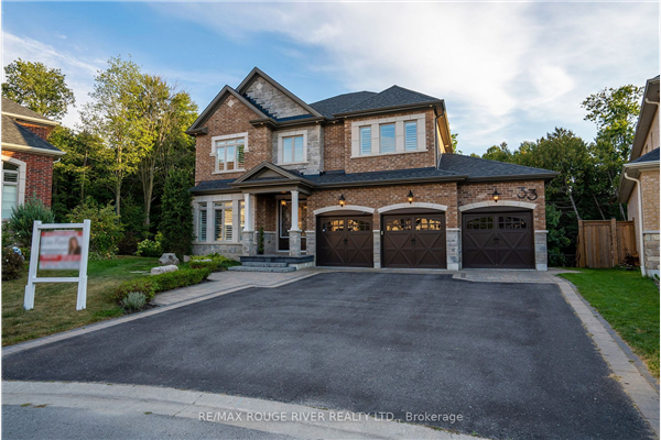 33 Gilchrist Crt, Whitby