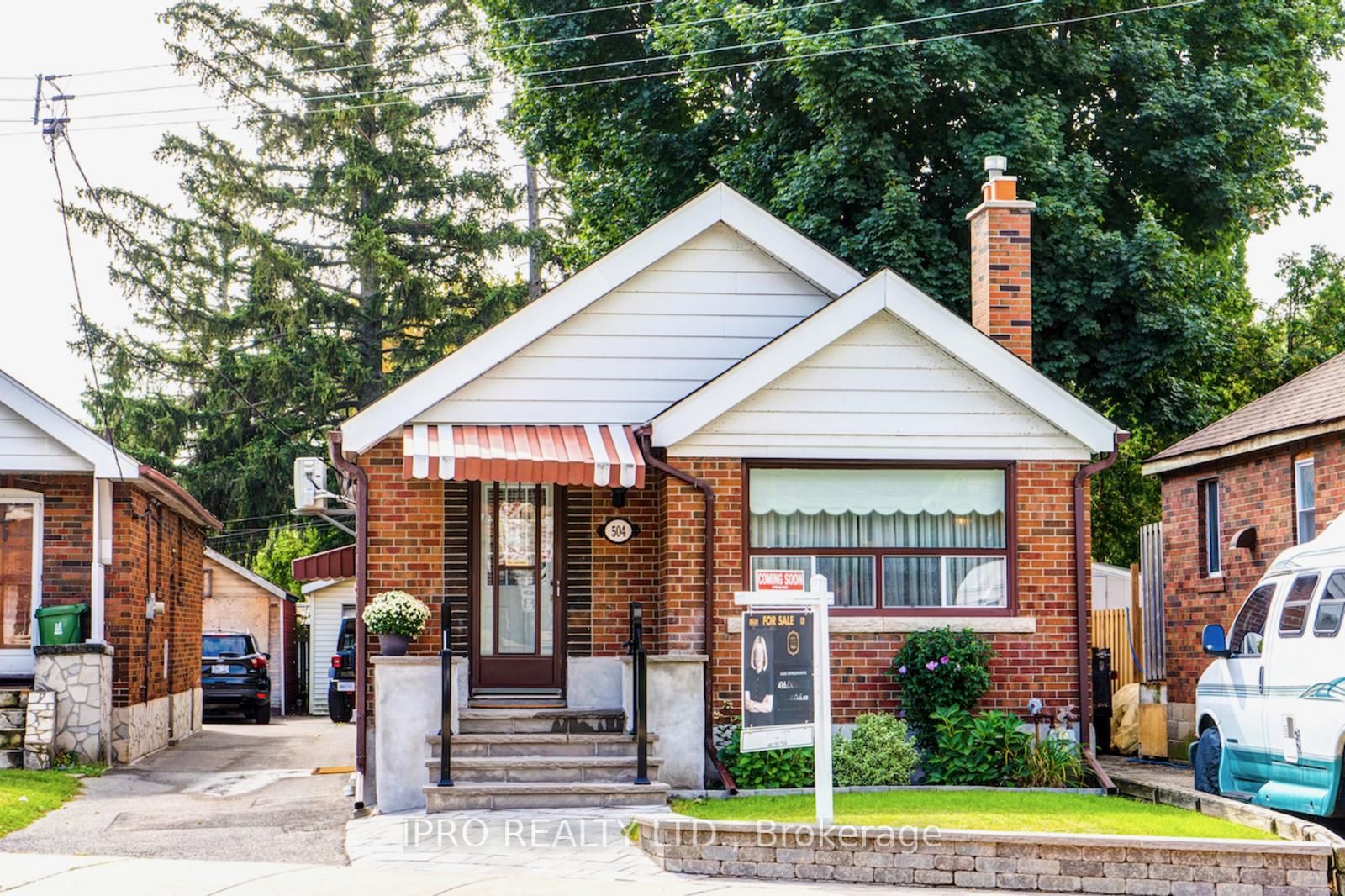 504 Donlands Ave