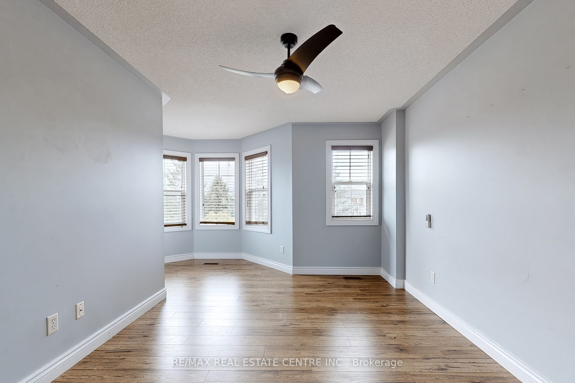98 Wilkins Cres