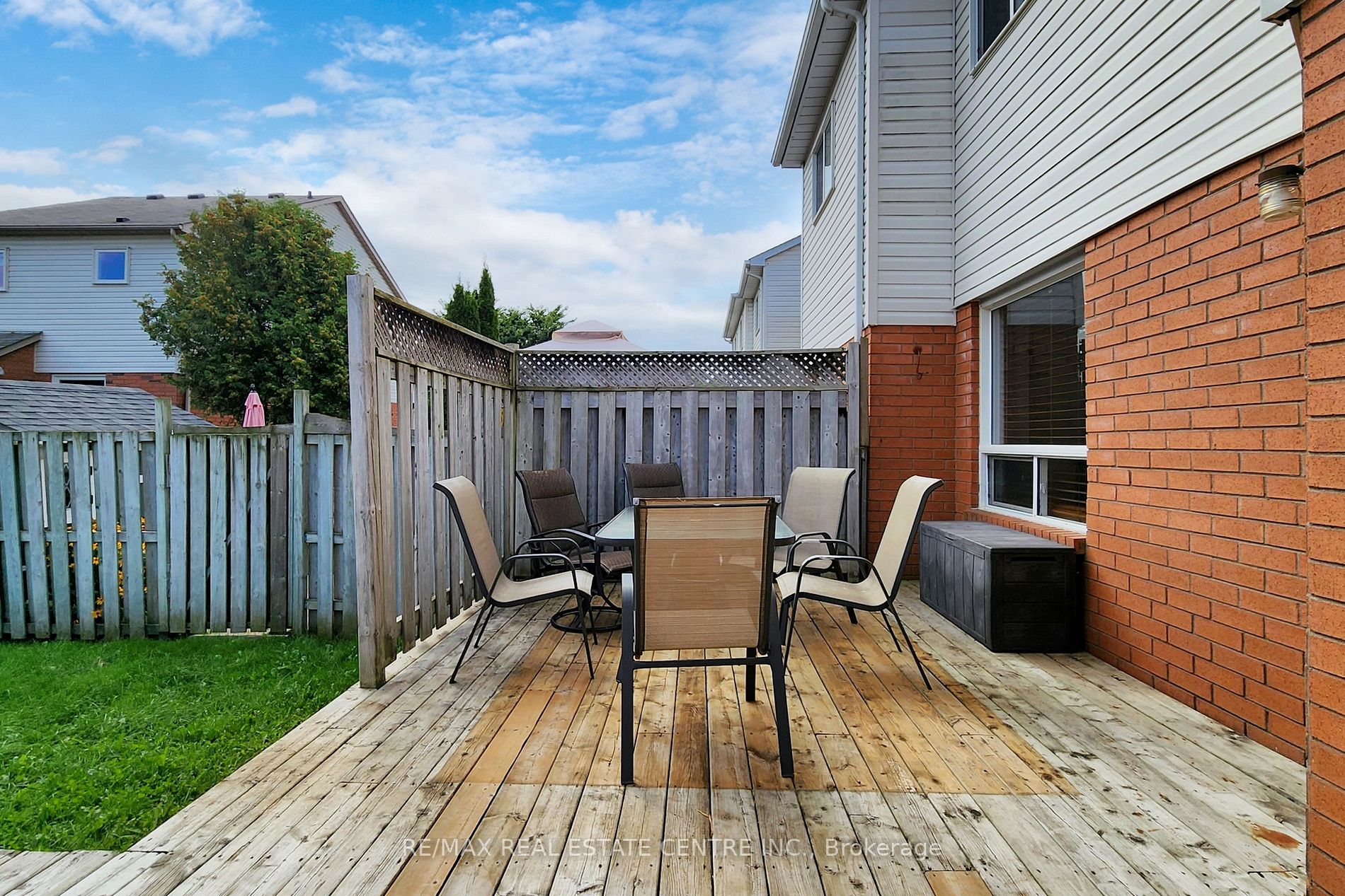 98 Wilkins Cres