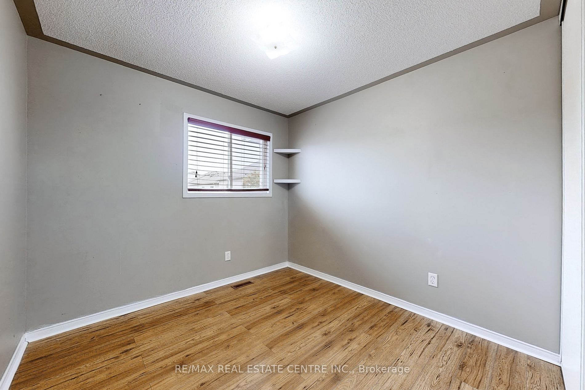 98 Wilkins Cres