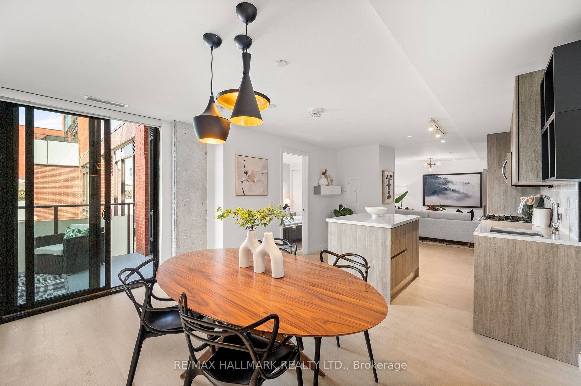 246 Logan Ave, #501