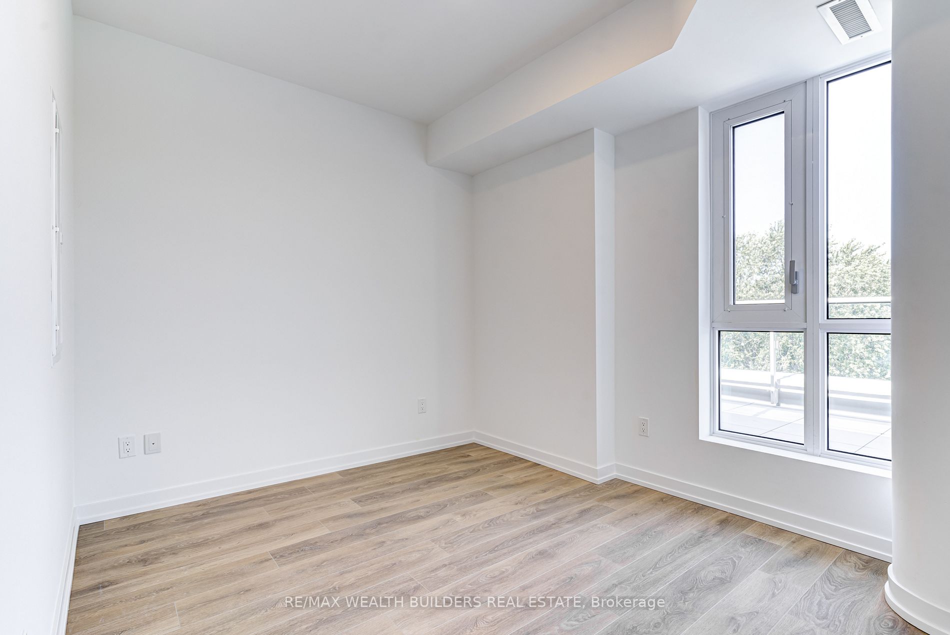 150 Logan Ave, #627