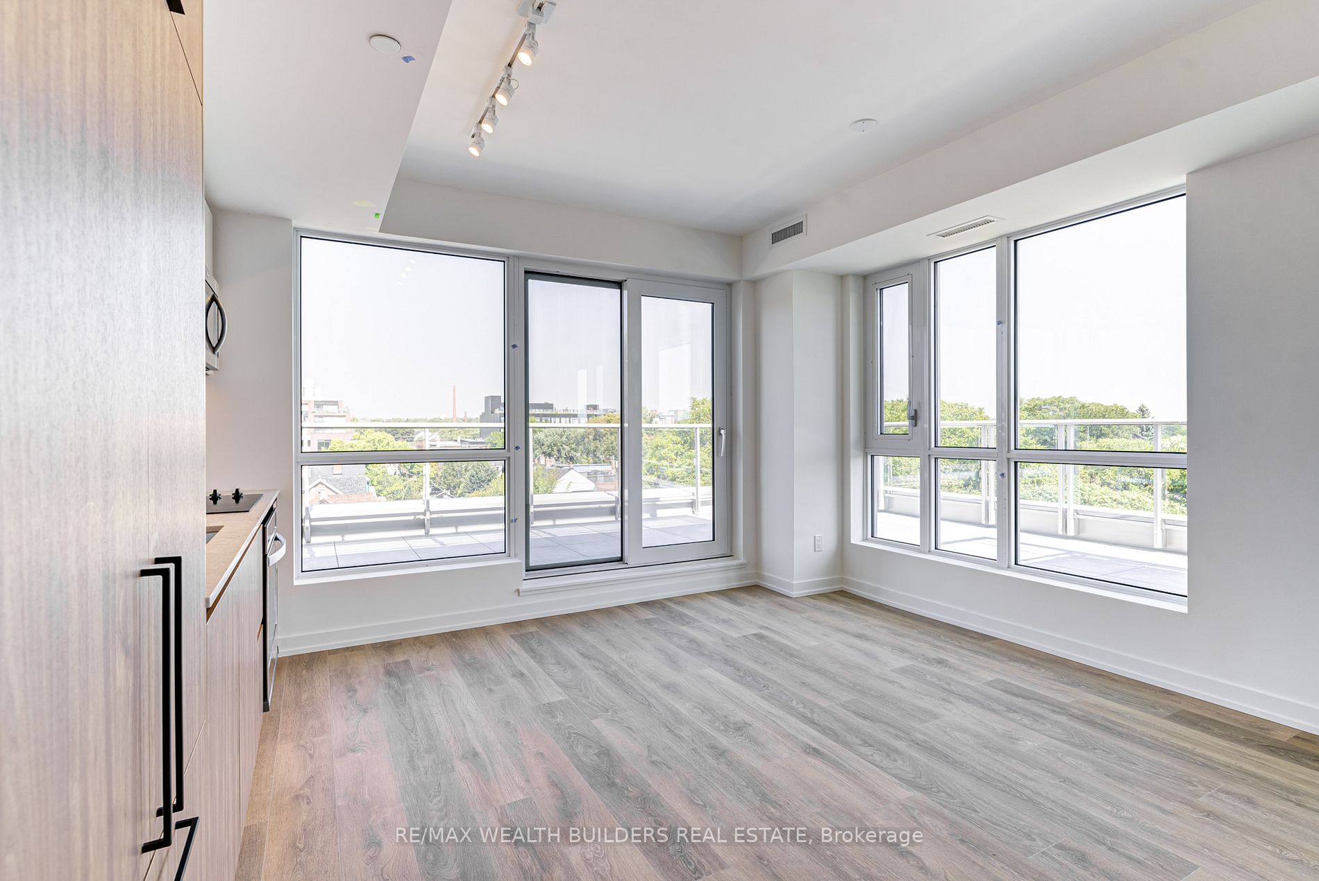 150 Logan Ave, #627
