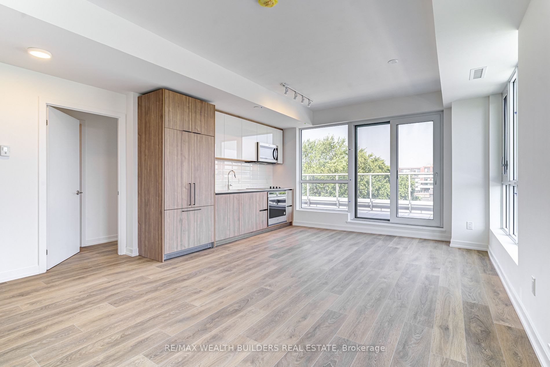 150 Logan Ave, #627