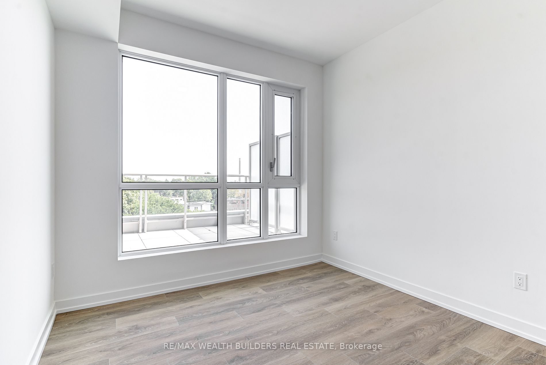 150 Logan Ave, #627