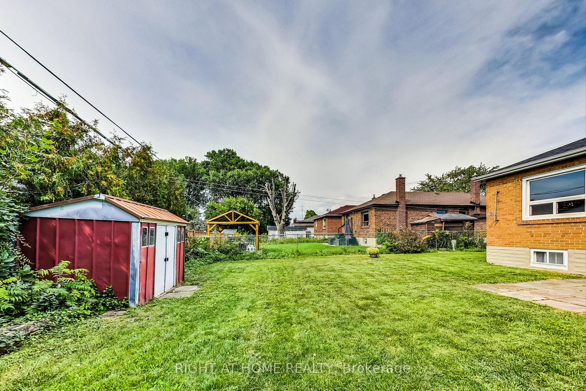 10 Vauxhall Dr