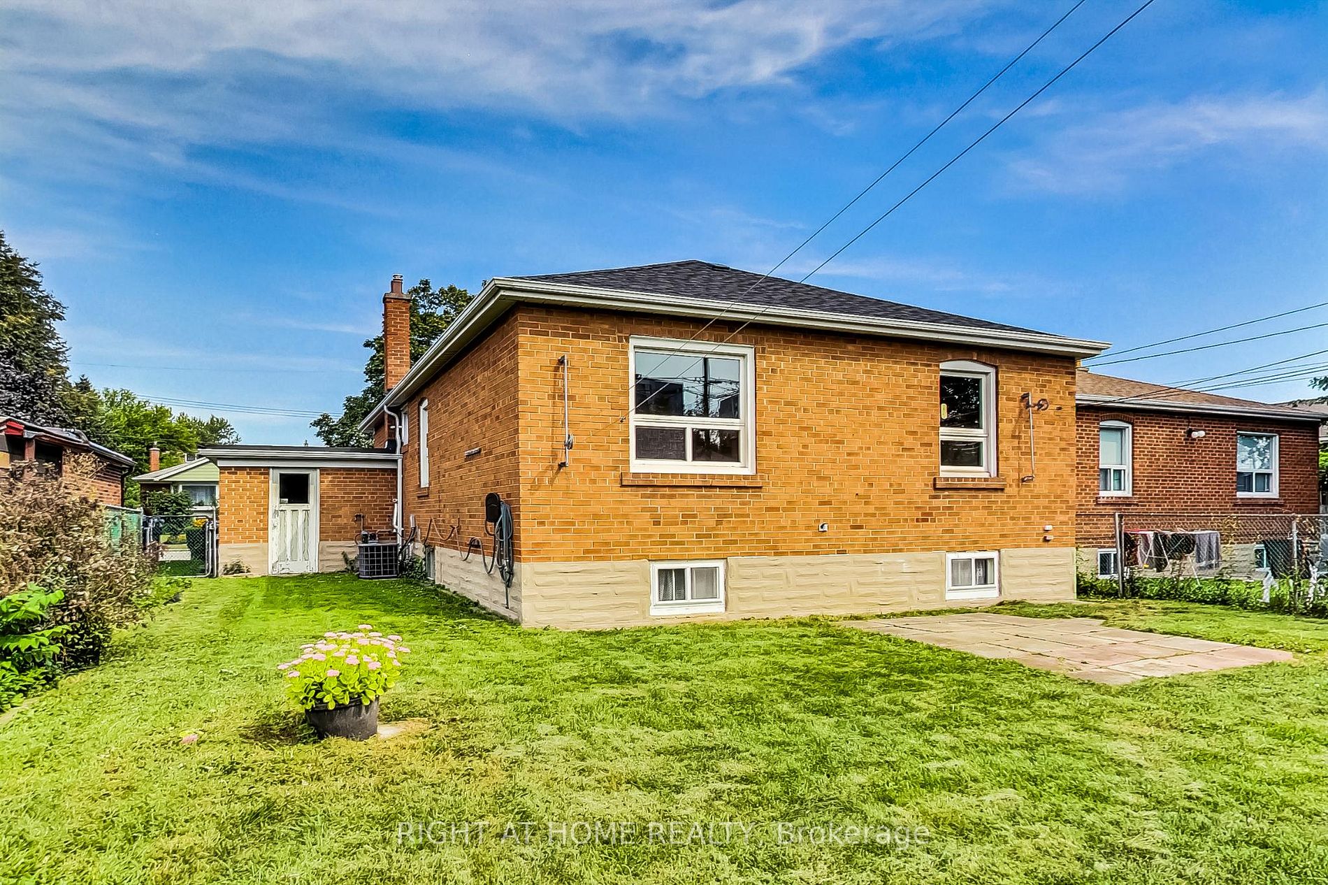 10 Vauxhall Dr