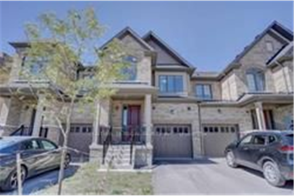 78 Coho Dr, Whitby