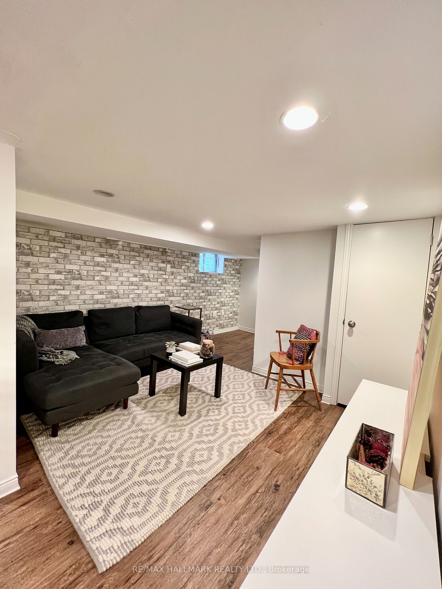 93 Glenmount Park Rd