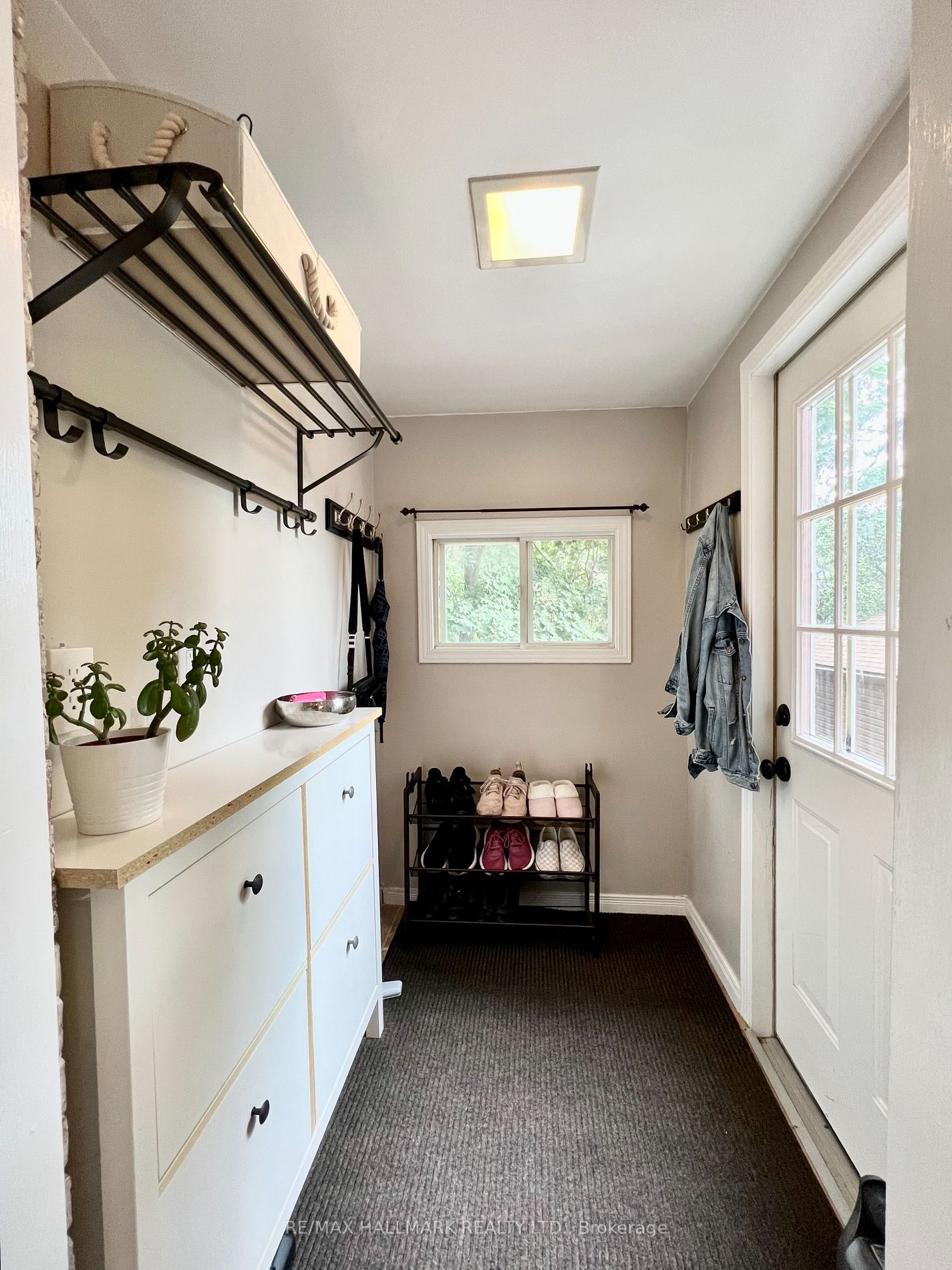 93 Glenmount Park Rd