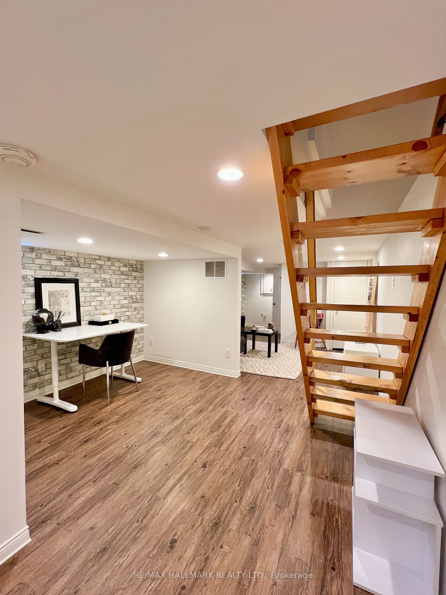 93 Glenmount Park Rd