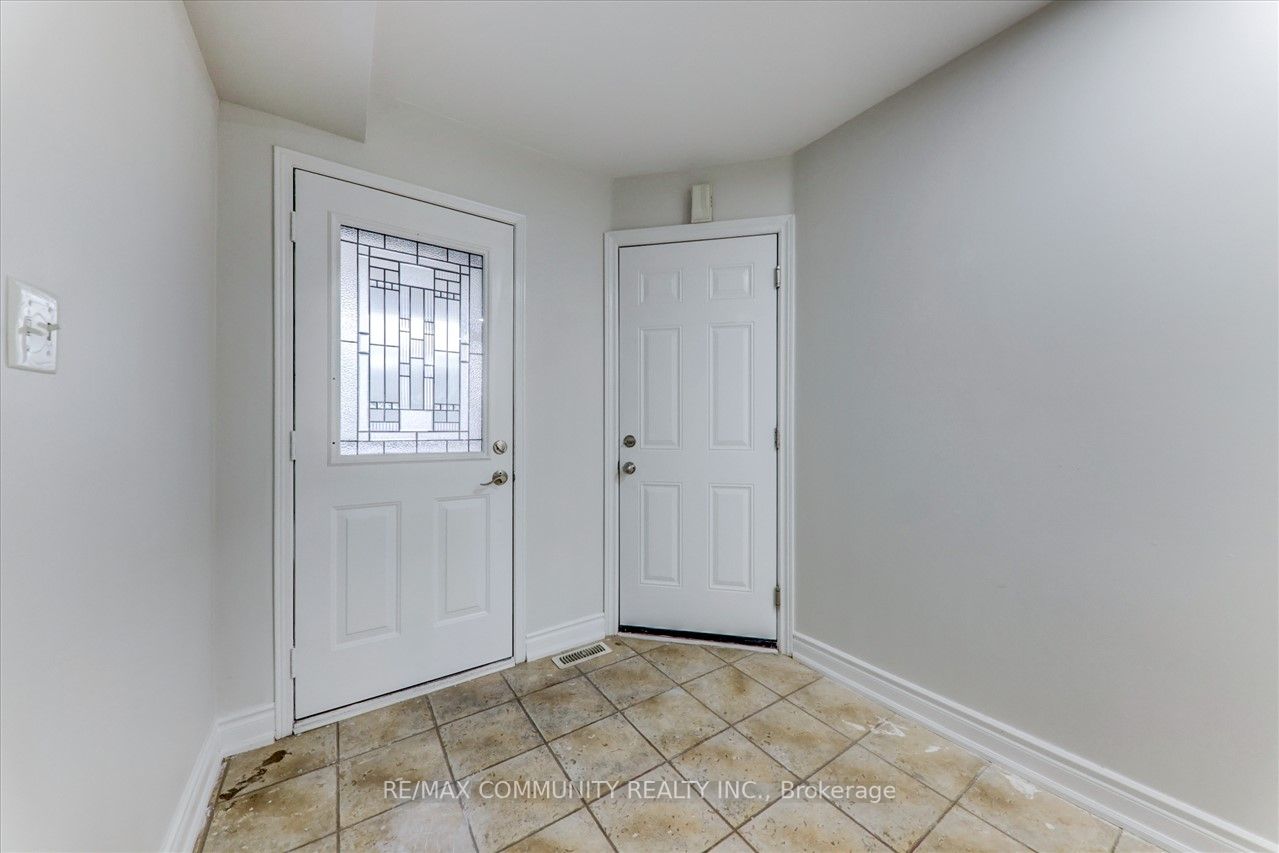 3 Milham Dr