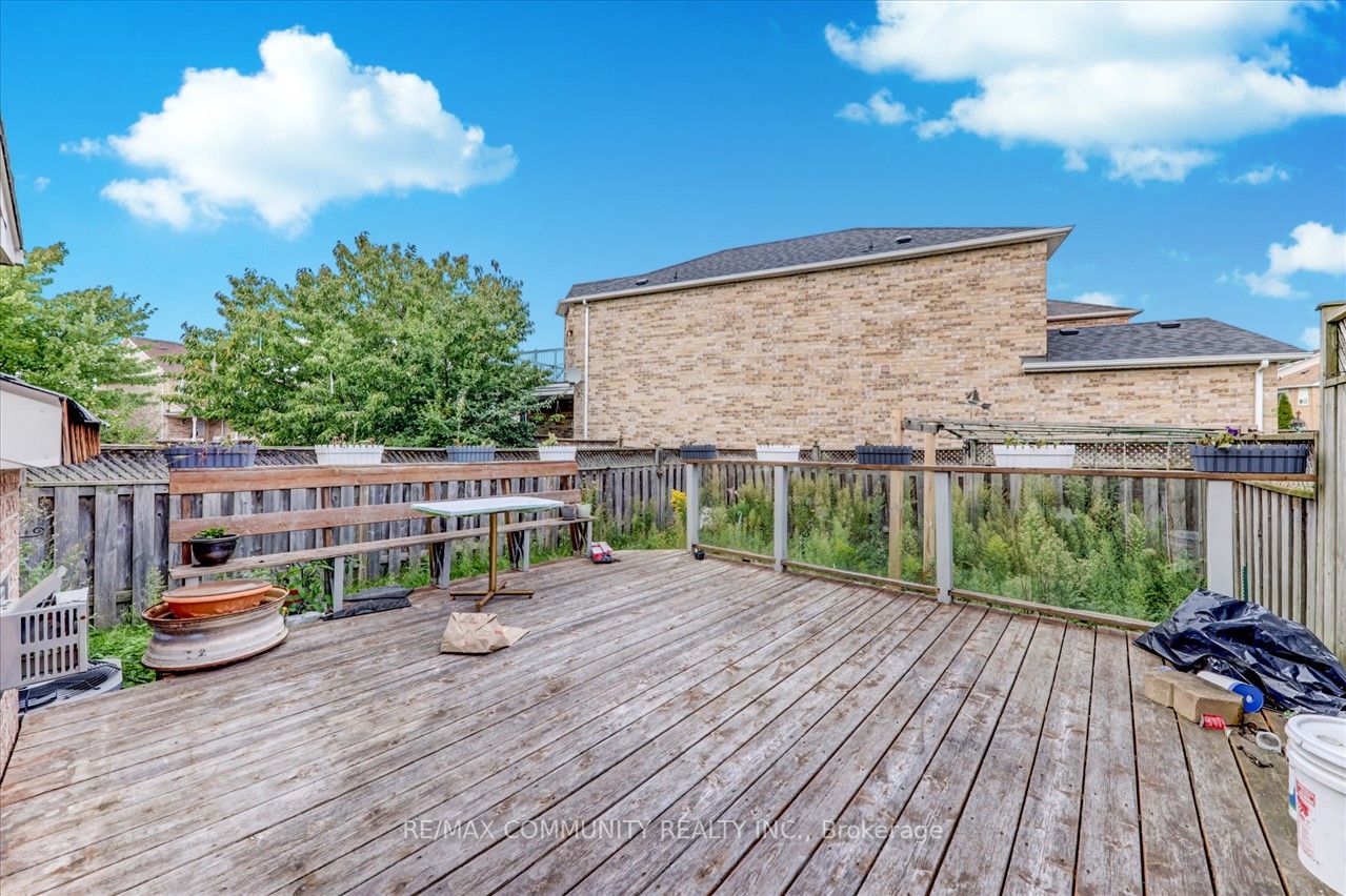 3 Milham Dr