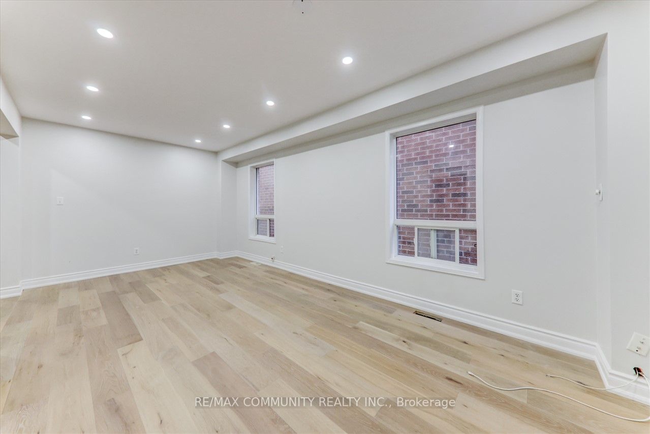3 Milham Dr