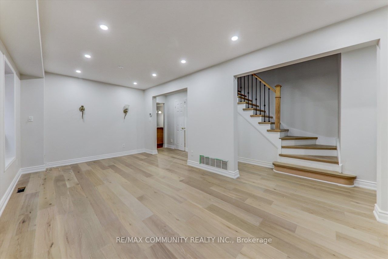 3 Milham Dr