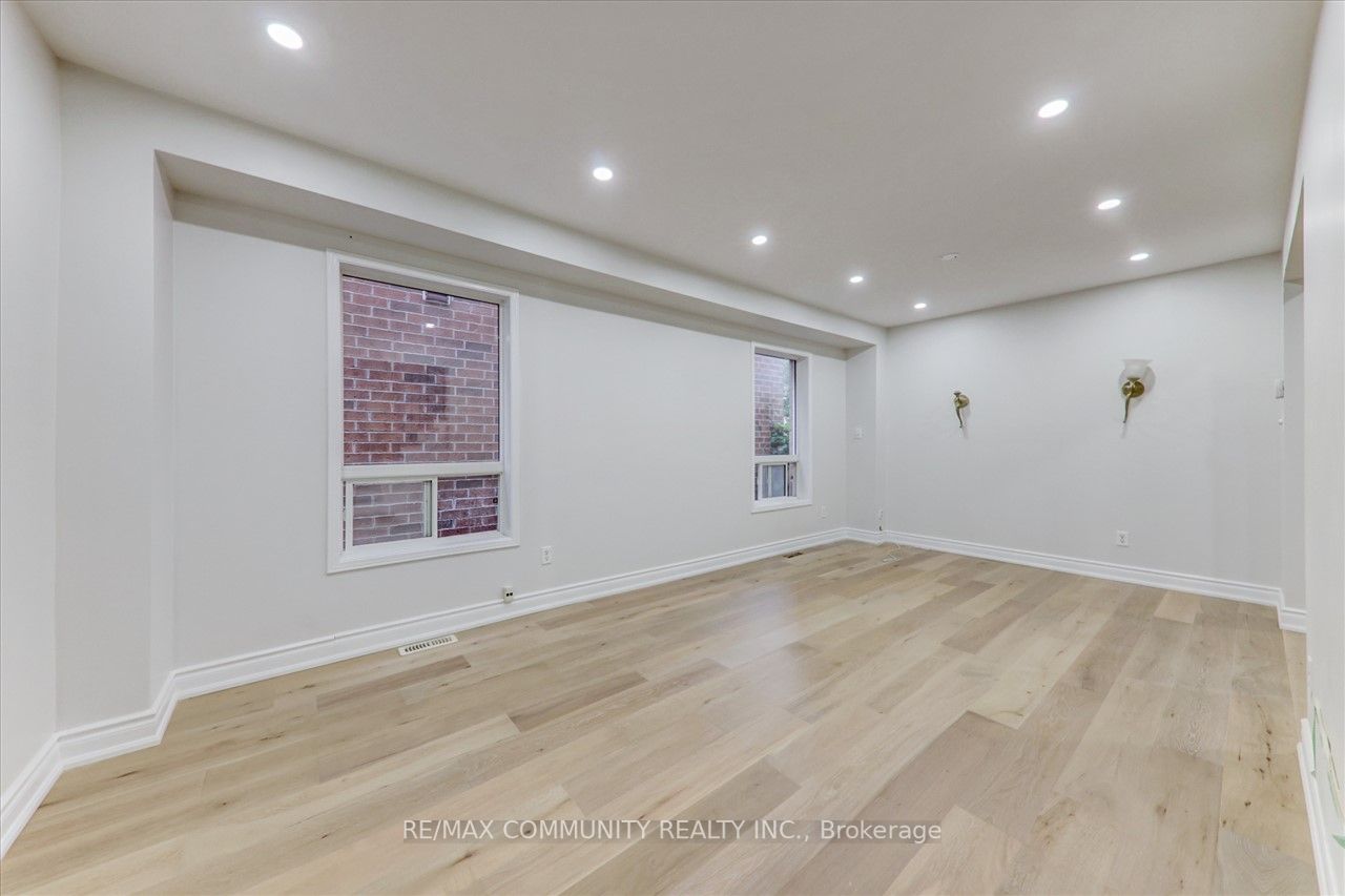 3 Milham Dr
