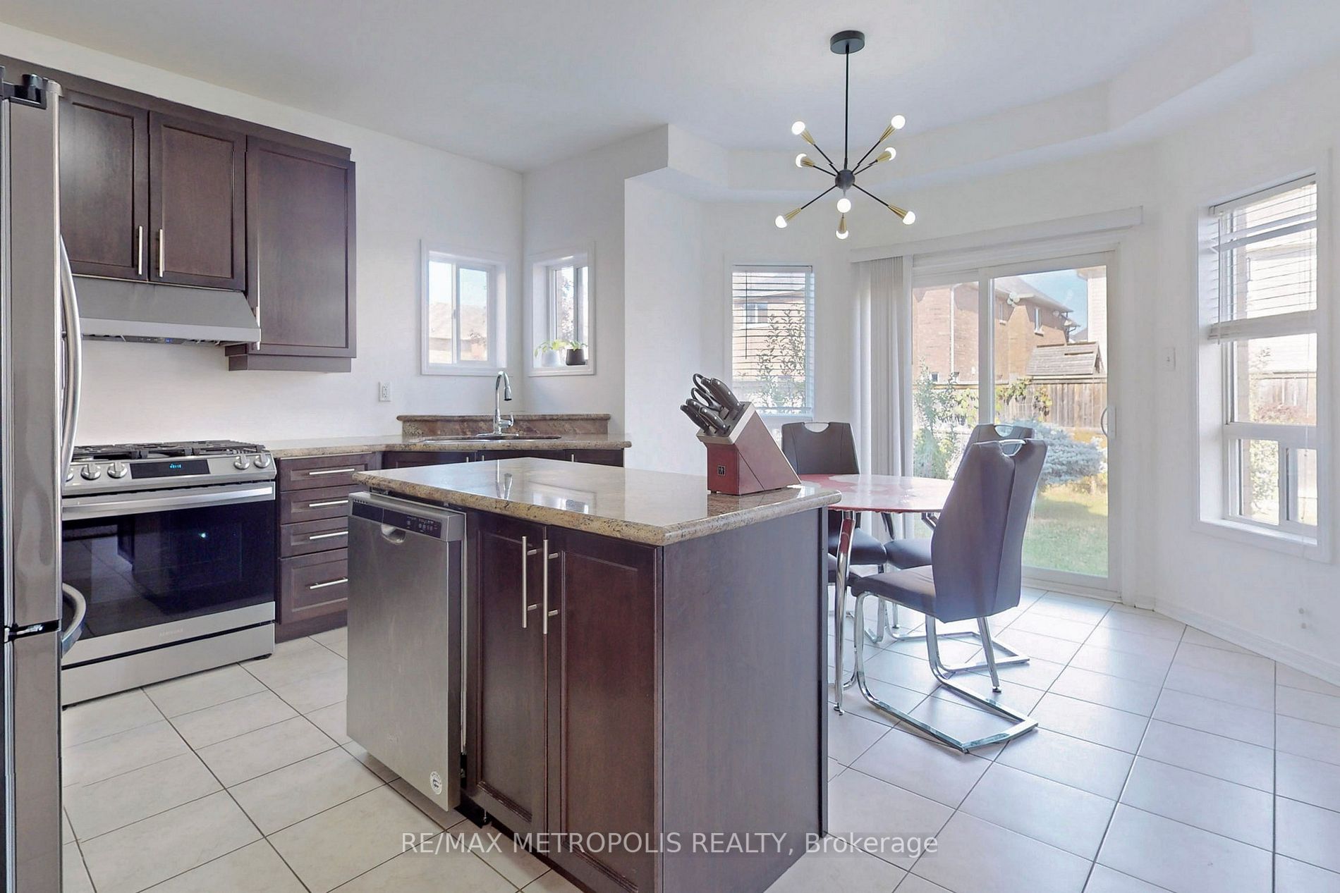 24 Kimble Ave