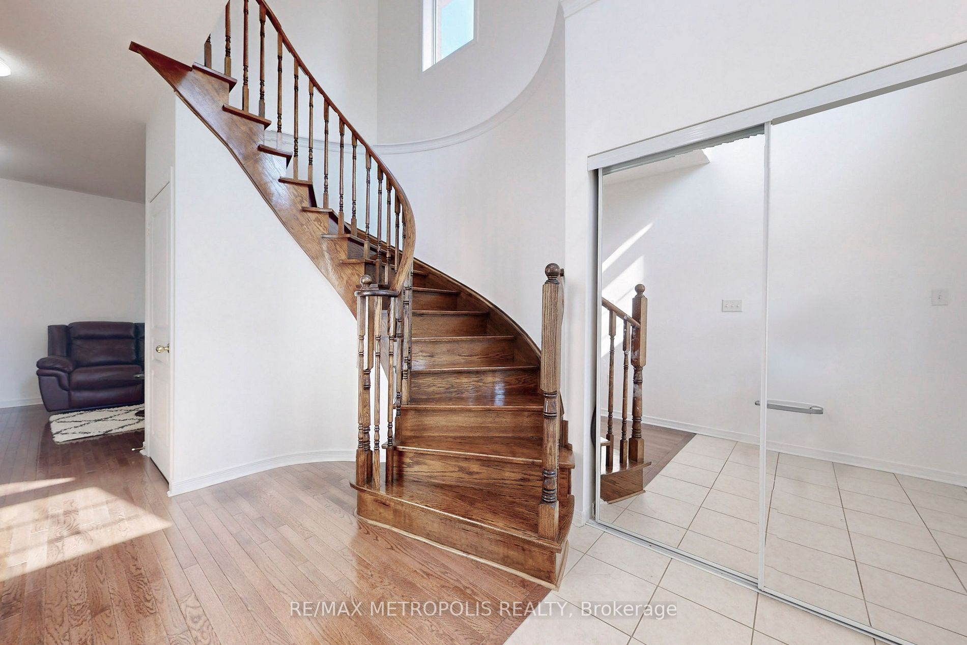 24 Kimble Ave