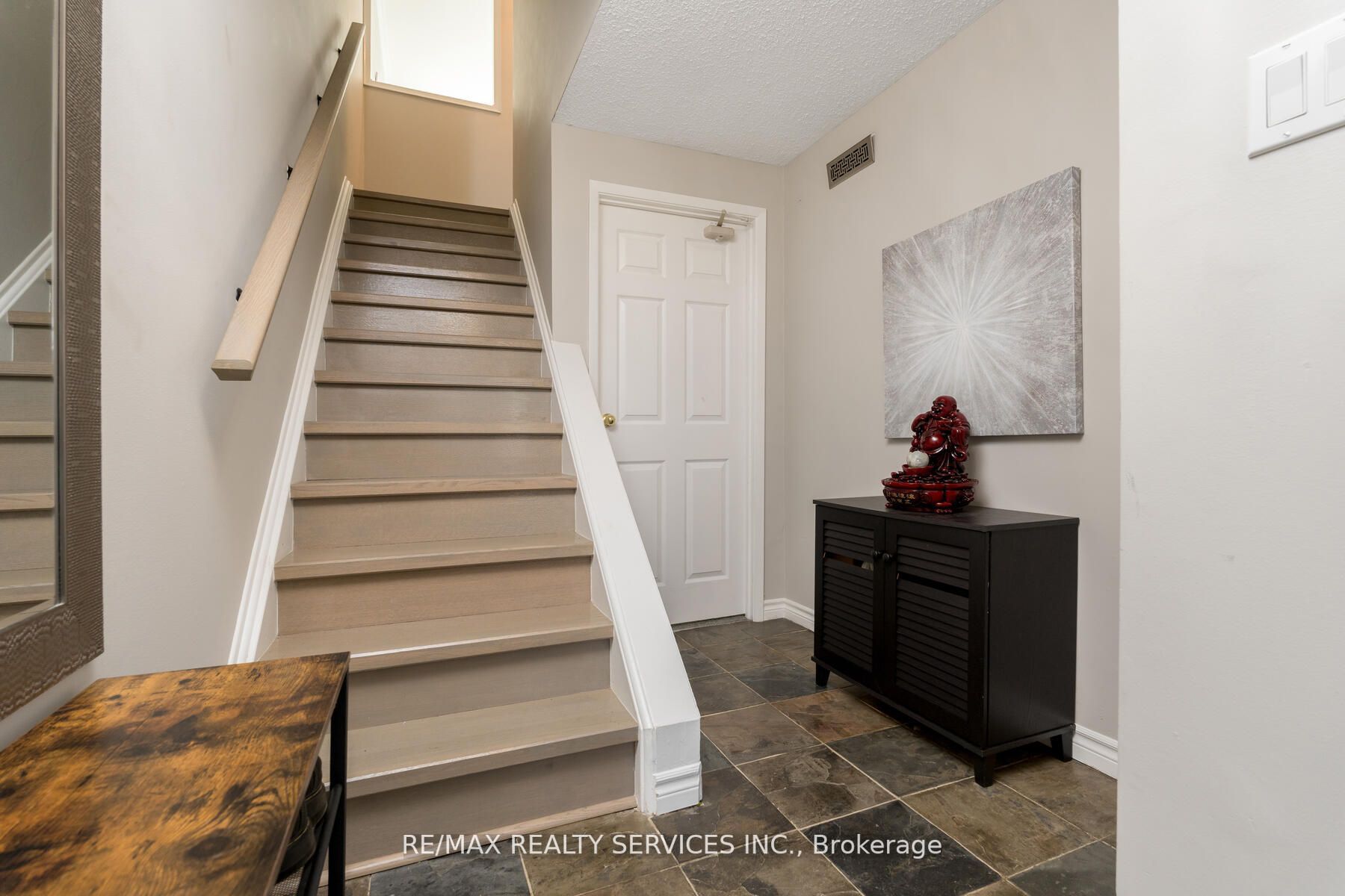 221 Ormond Dr, #37