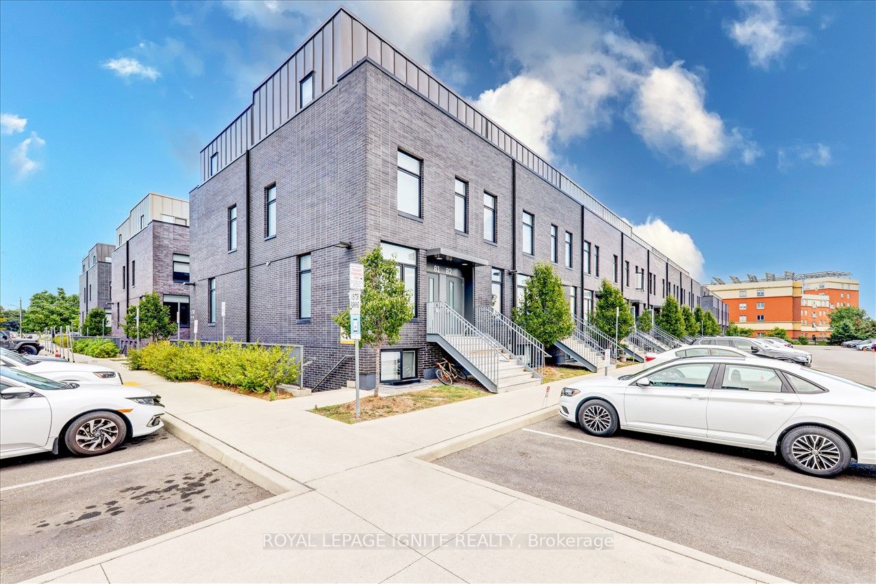 1760 Simcoe St N, #89