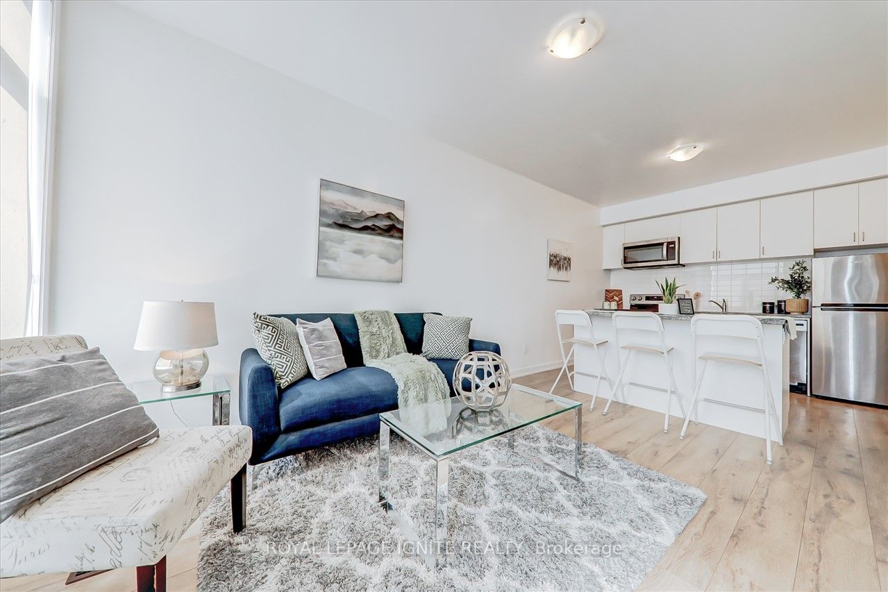 1760 Simcoe Street N, #89