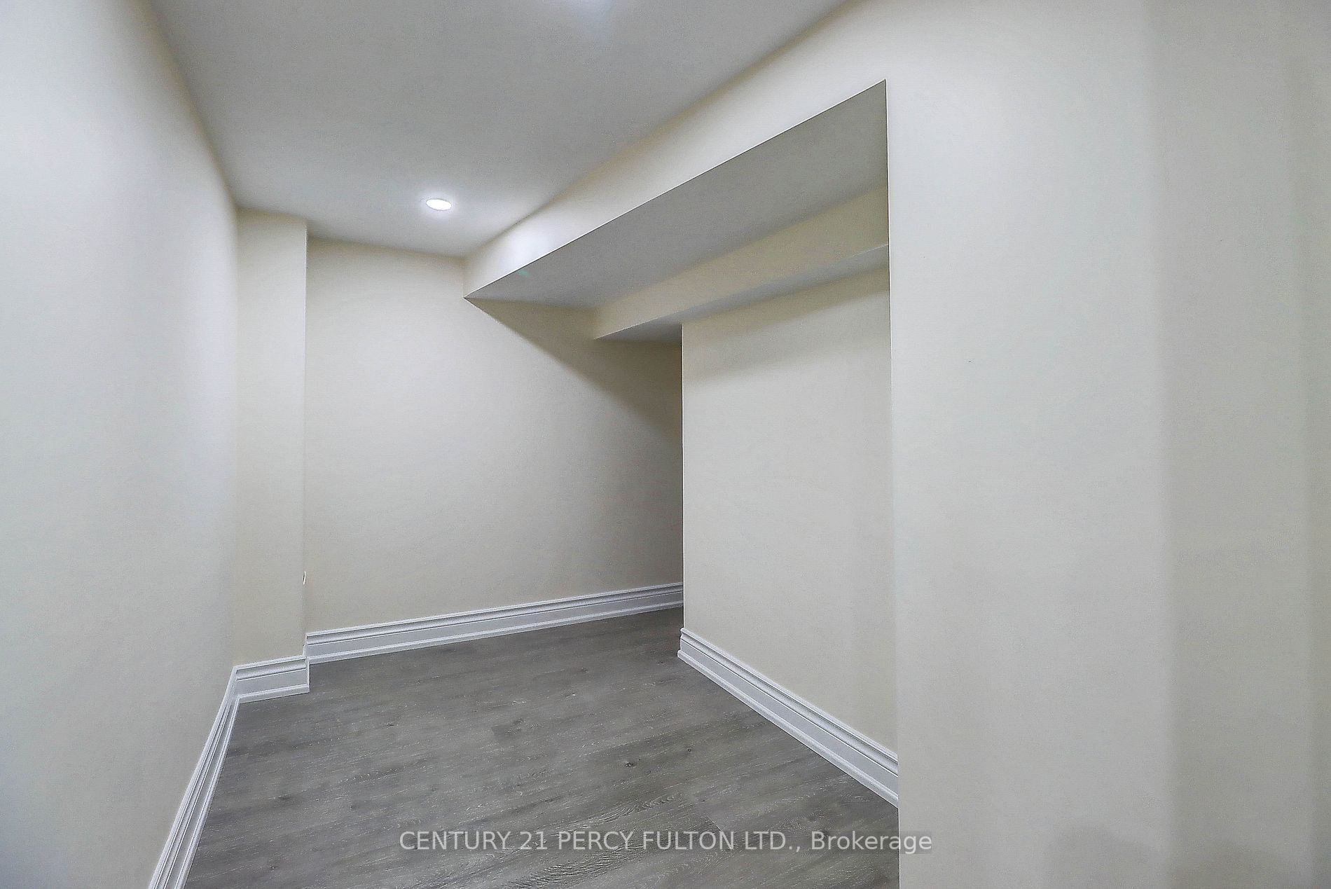 18 Rosswell Dr, #Bsmt