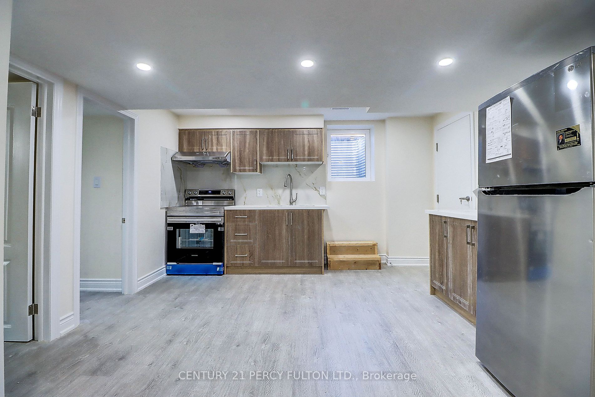 18 Rosswell Dr, #Bsmt