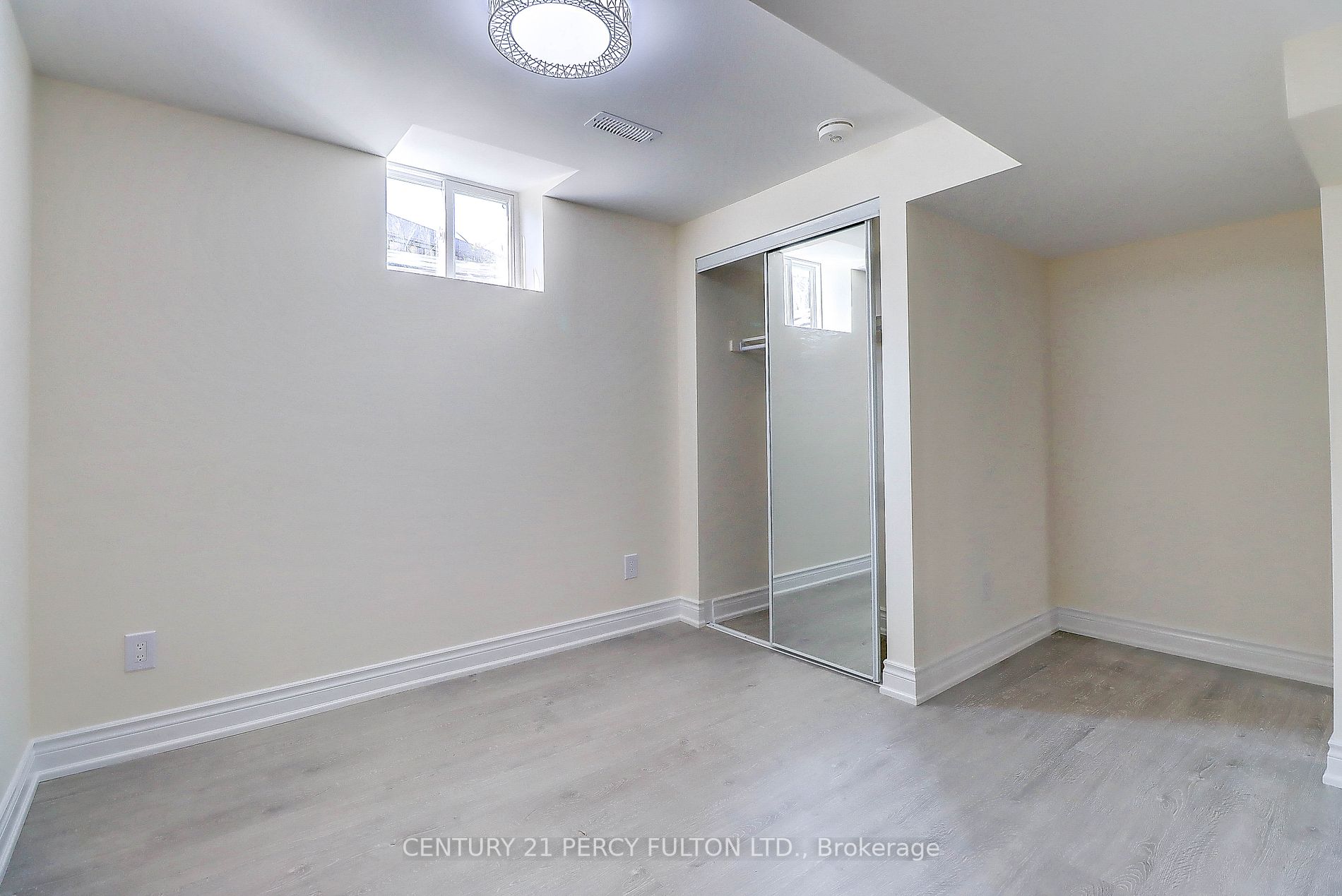 18 Rosswell Dr, #Bsmt