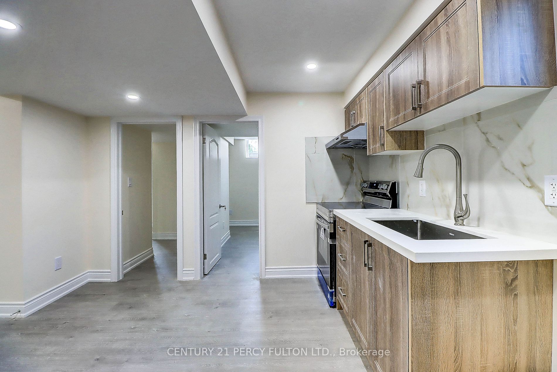 18 Rosswell Dr, #Bsmt