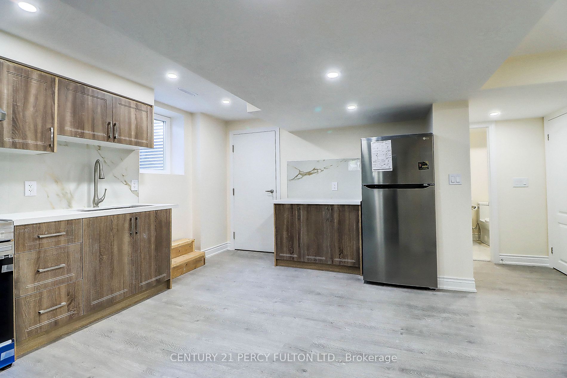 18 Rosswell Dr, #Bsmt
