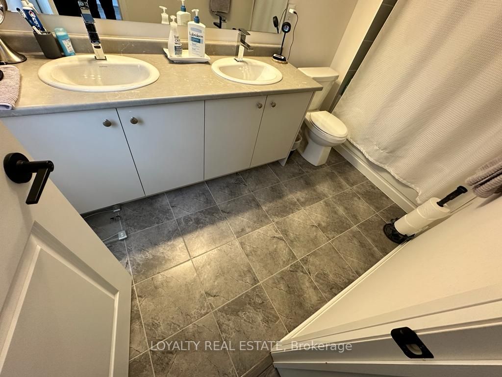 46 Ambereen Pl