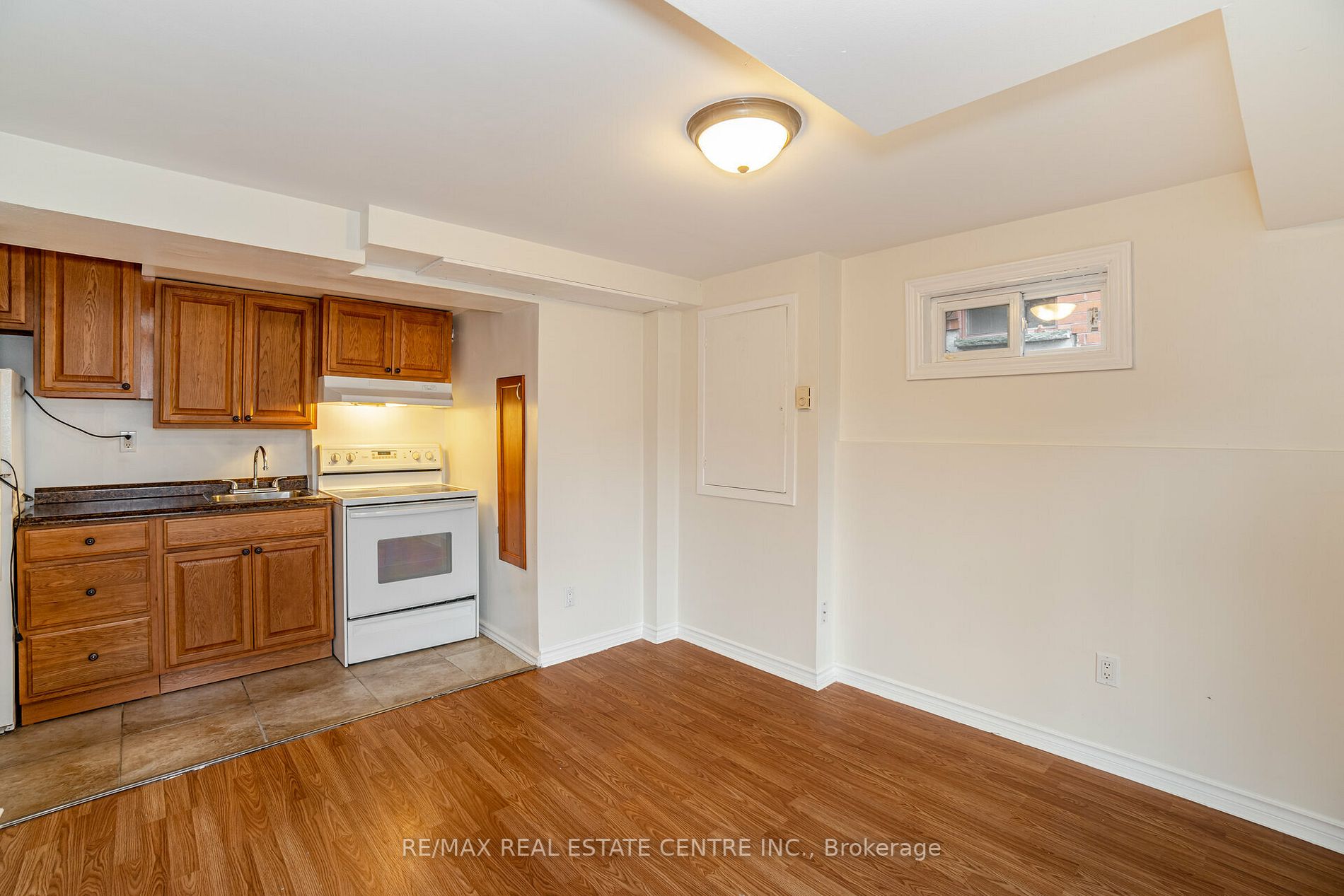 35 Fernbank Place
