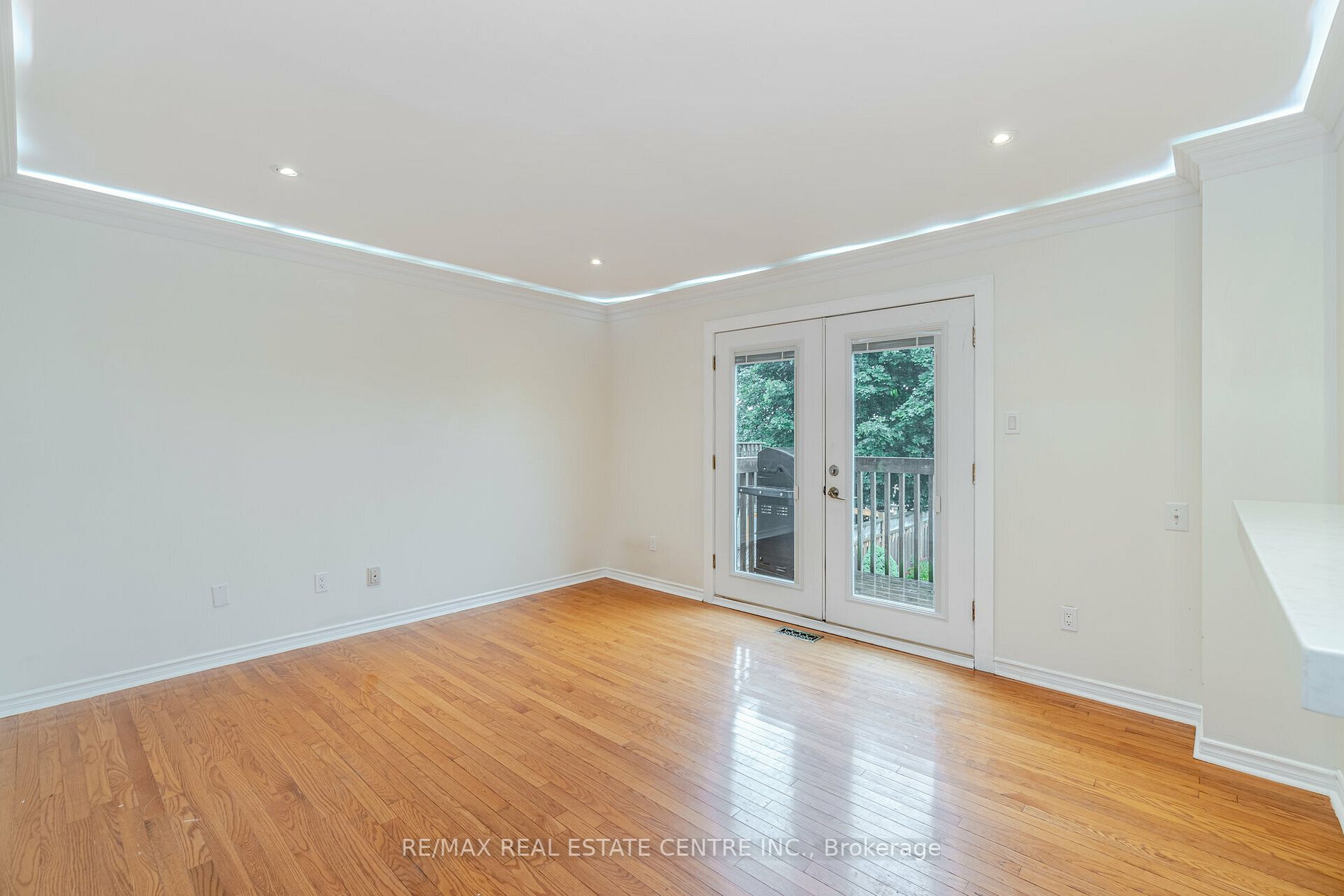 35 Fernbank Place