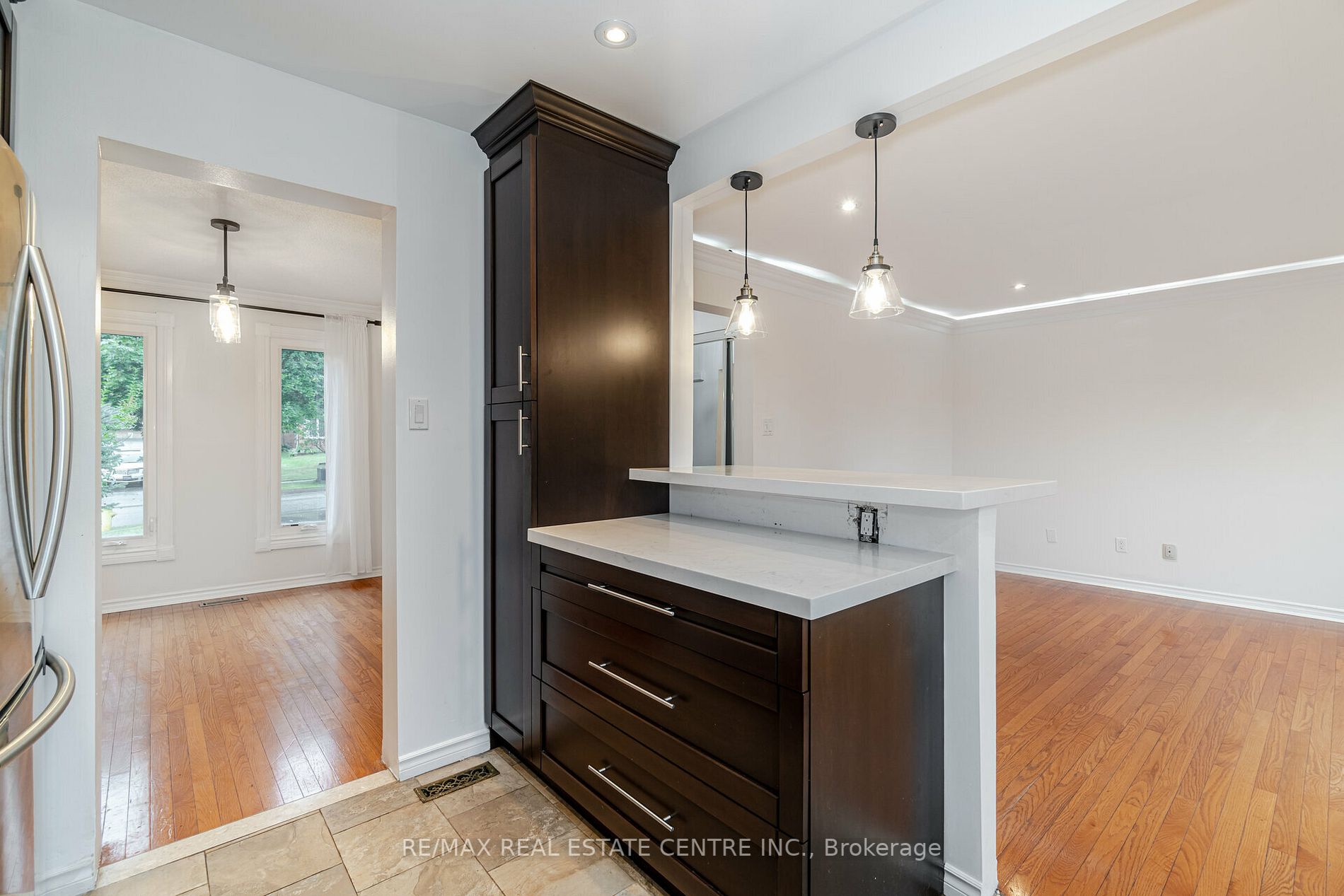 35 Fernbank Place