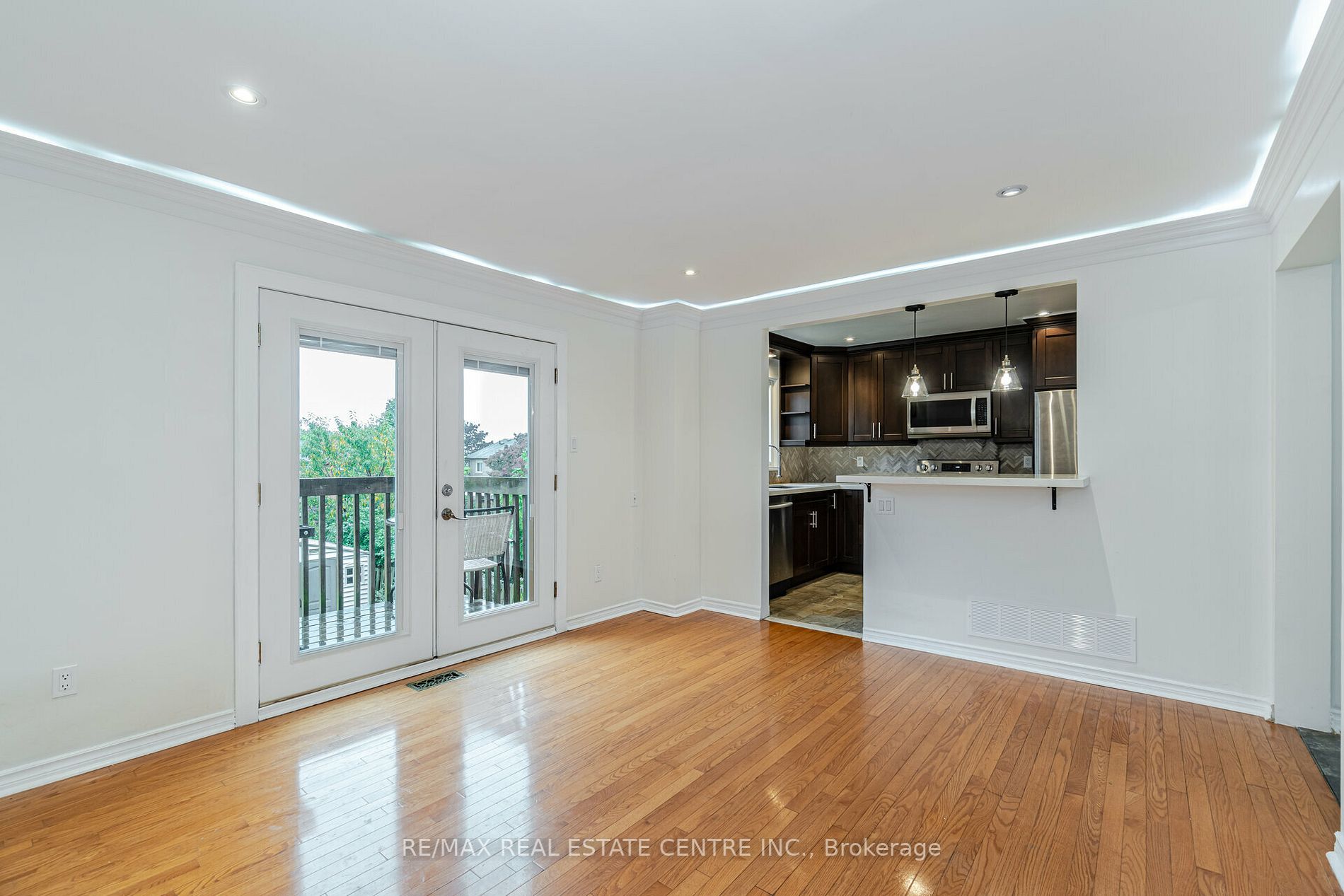 35 Fernbank Place
