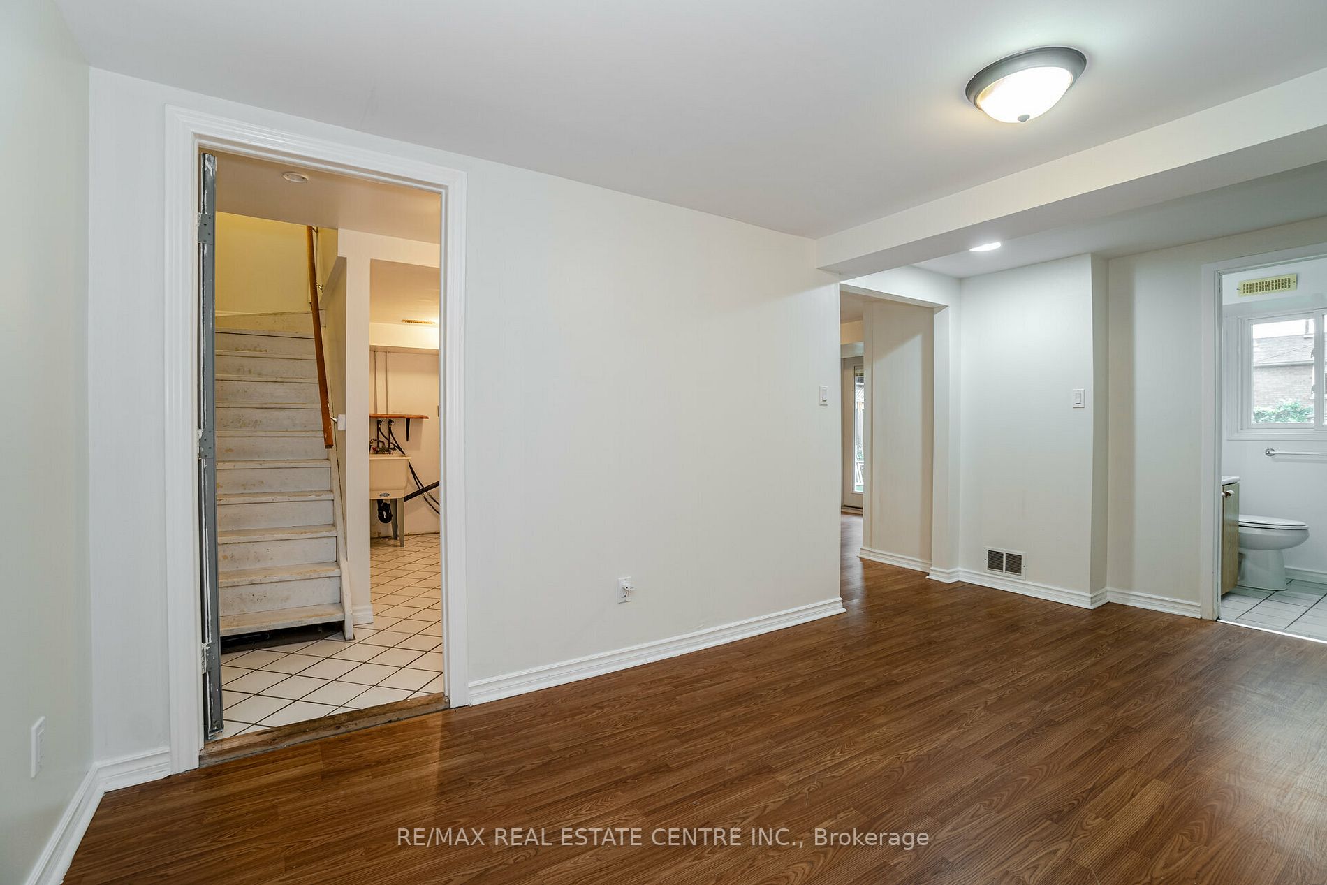 35 Fernbank Place