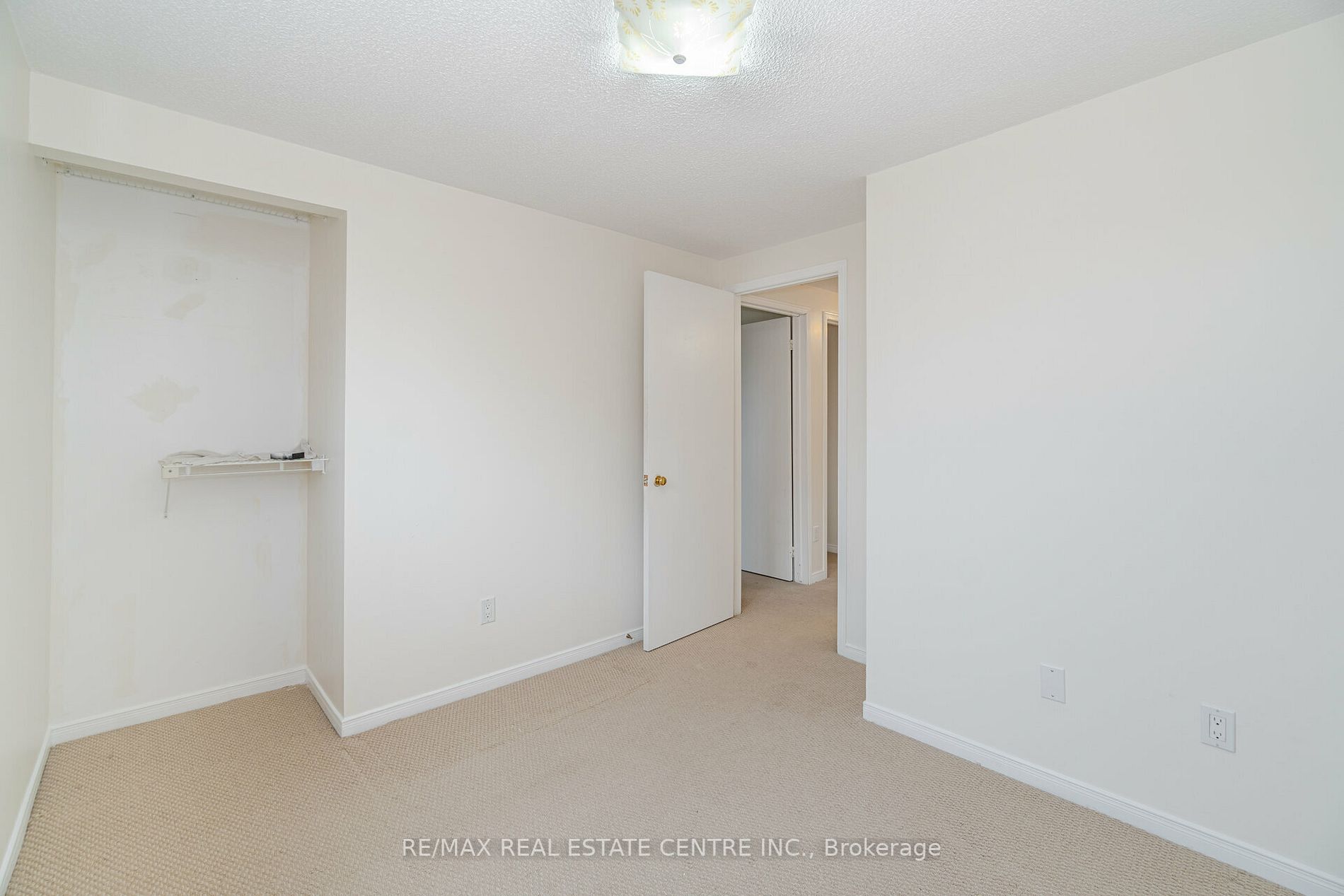35 Fernbank Place