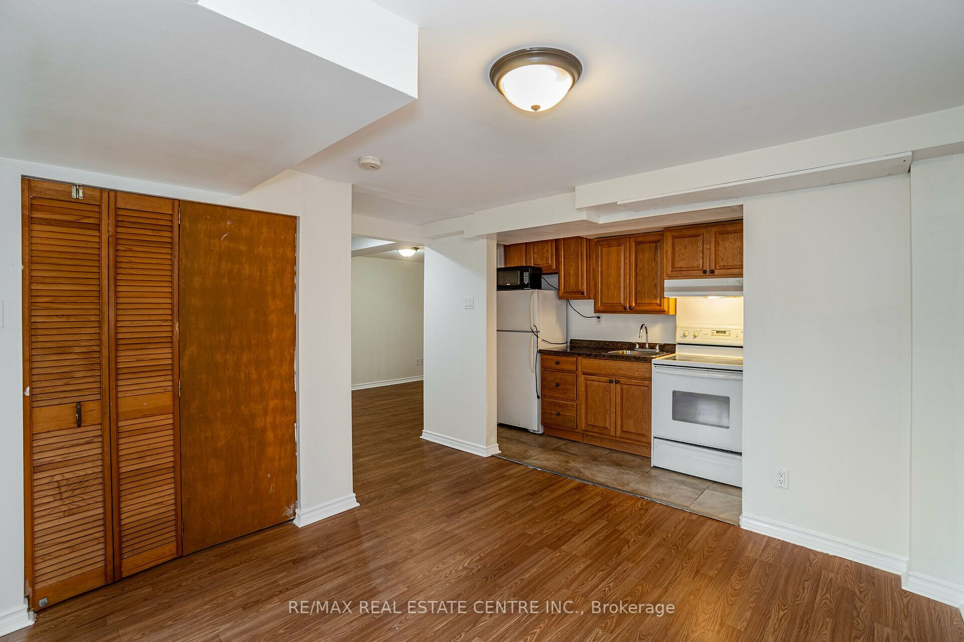 35 Fernbank Place