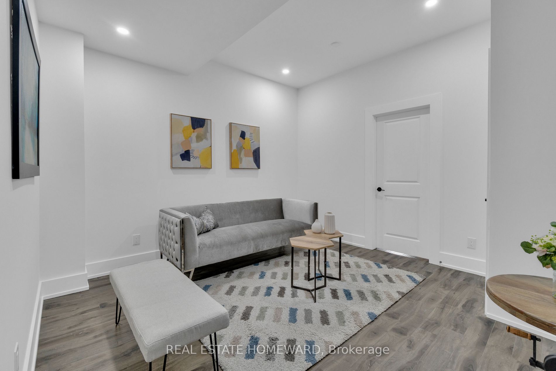 334 Thornton Road N