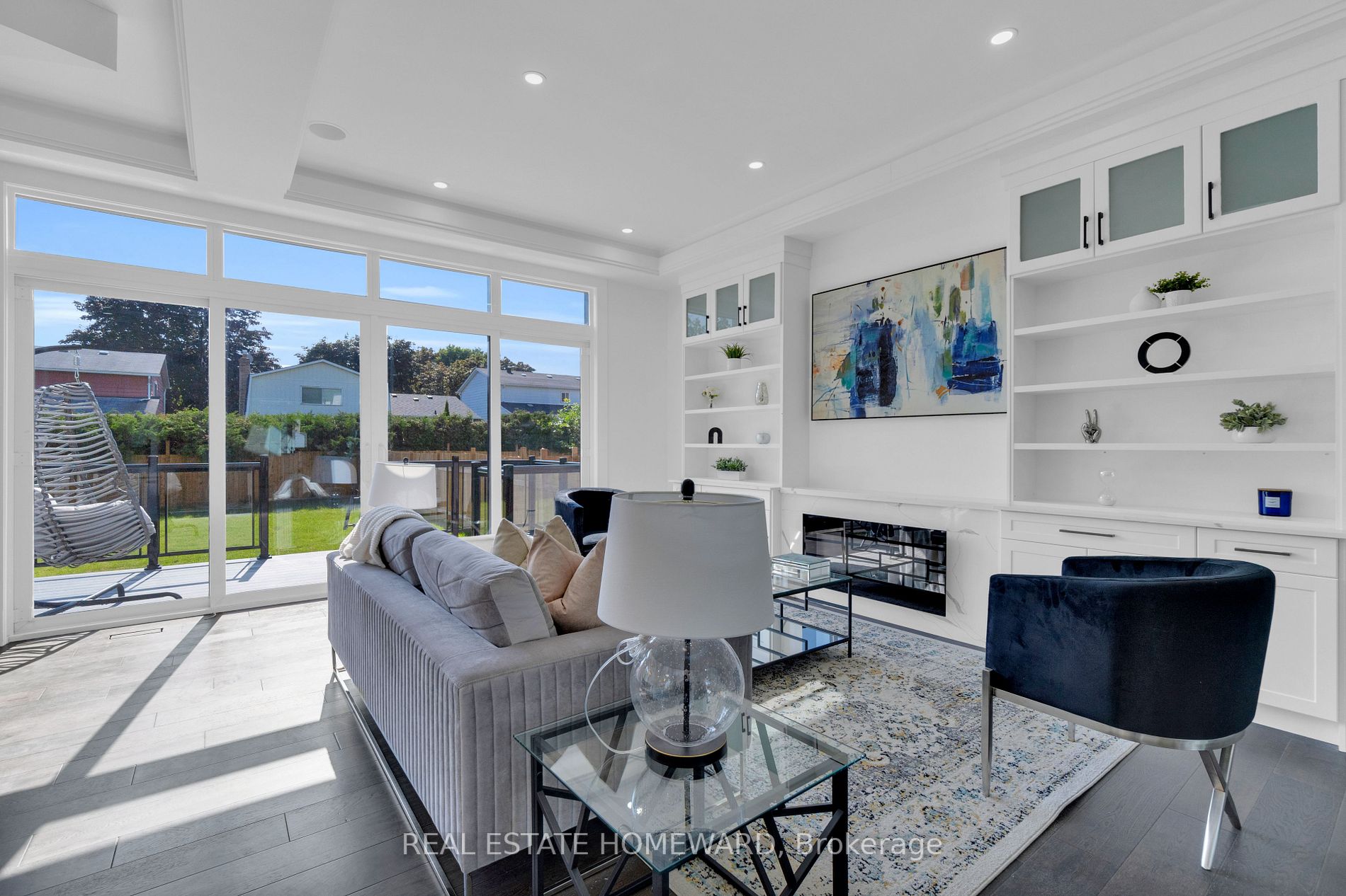 334 Thornton Road N