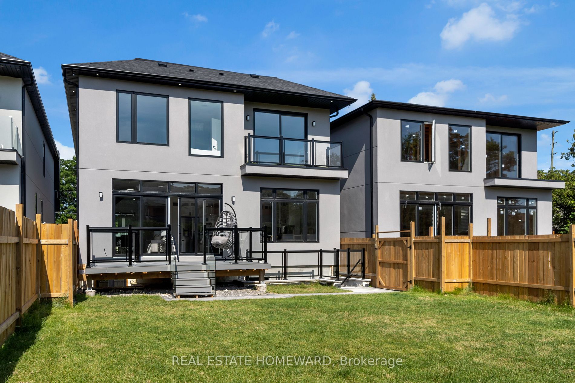 334 Thornton Road N