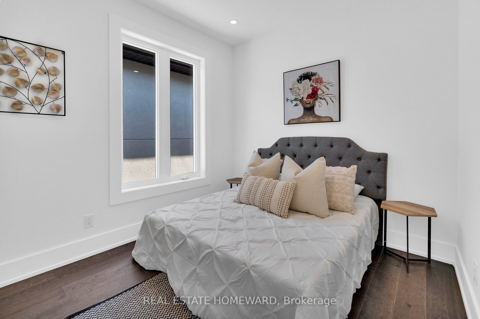 334 Thornton Road N